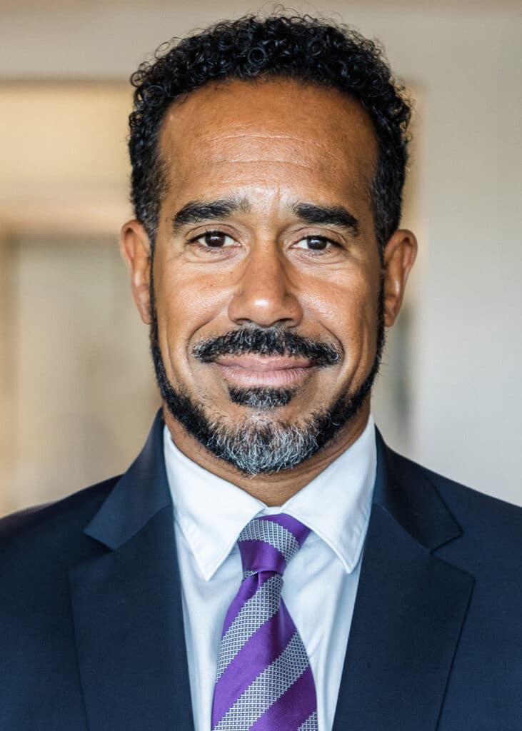 Raymond Murray headshot